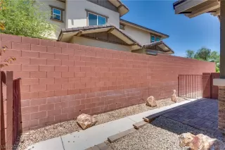 Photo #3: 2596863 Listing 