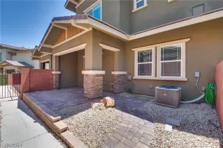 Photo #4: 2596863 Listing 