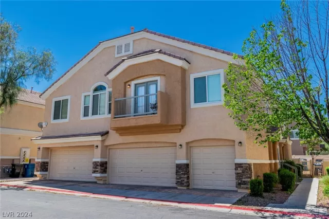 MLS: 2596884 Condo For Sale