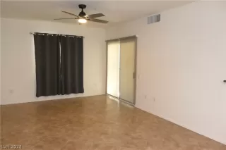 Photo #6: 2596917 Listing 