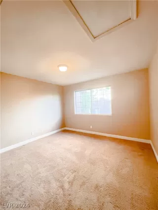 Photo #3: 2596946 Listing 