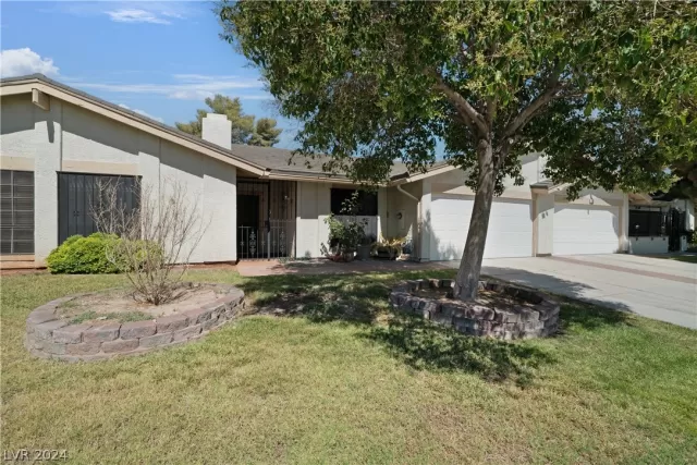 MLS: 2596957 Condo For Sale