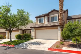 Photo #1: 2597015 Listing