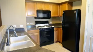 Photo #5: 2597036 Listing