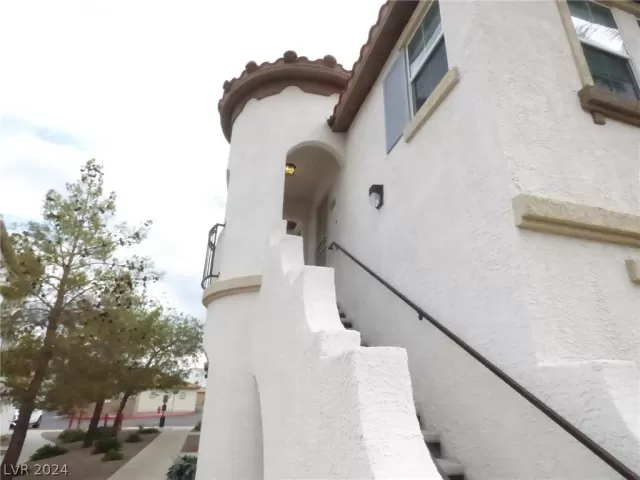 MLS: 2597054 Condo For Sale