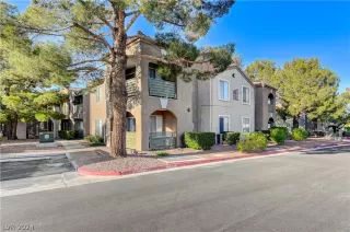 Photo #1: 2597080 Listing