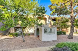 Photo #5: 2597080 Listing