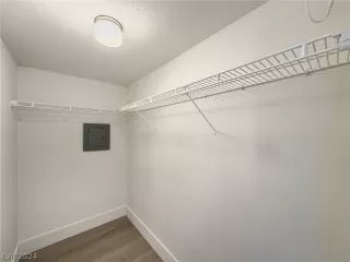 Photo #2: 2597091 Listing 