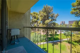 Photo #6: 2597106 Listing 