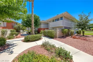 Photo #2: 2597154 Listing 