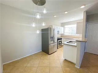 Photo #3: 2597180 Listing 