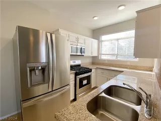 Photo #5: 2597180 Listing 