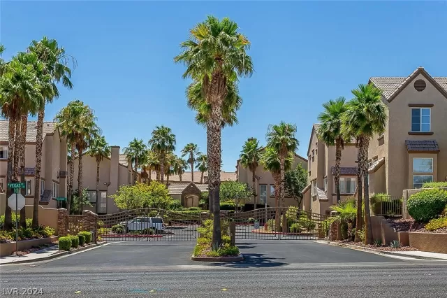 MLS: 2597189 Condo For Sale