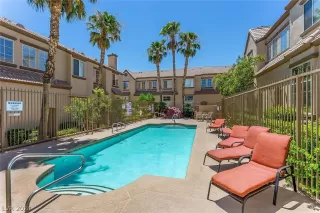 Photo #1: 2597189 Listing