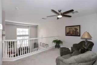 Photo #6: 2597189 Listing