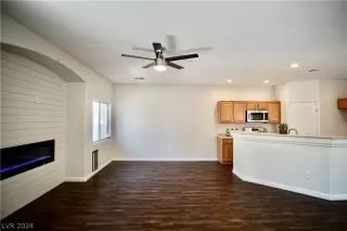 Photo #4: 2597220 Listing