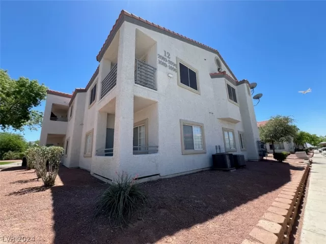 MLS: 2597232 Condo For Sale