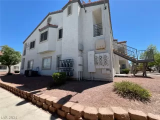 Photo #4: 2597232 Listing