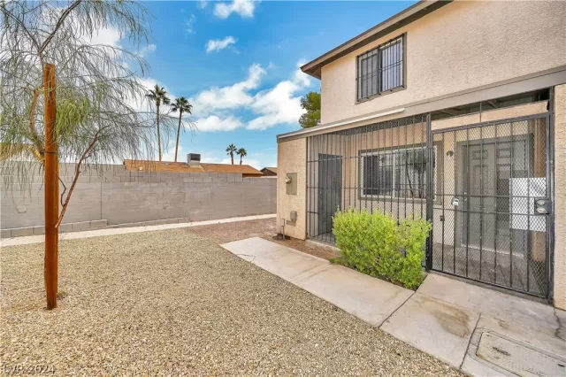 MLS: 2597257 Condo For Sale