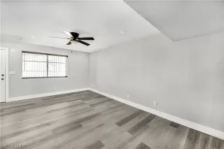 Photo #1: 2597257 Listing 