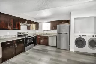 Photo #2: 2597257 Listing 