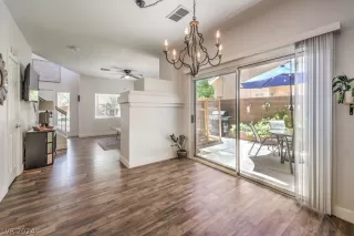 Photo #6: 2597259 Listing