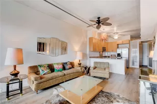 Photo #1: 2597266 Listing 