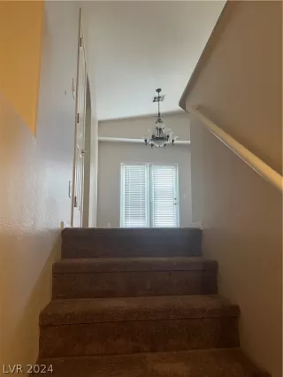 Photo #3: 2597303 Listing