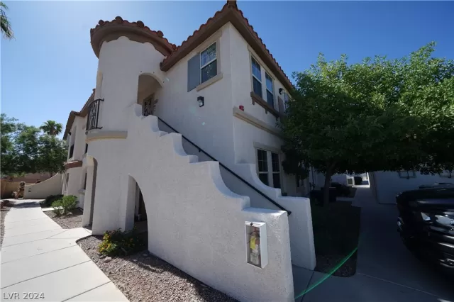 MLS: 2597317 Condo For Sale