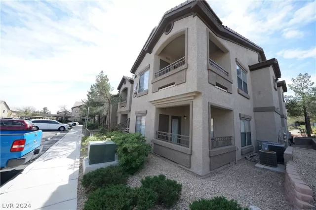 MLS: 2597329 Condo For Sale