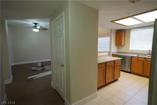Photo #4: 2597331 Listing 