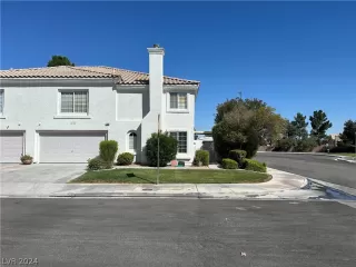 Photo #1: 2597336 Listing 