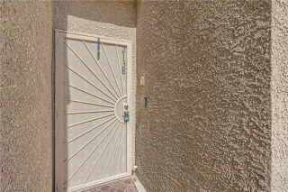 Photo #3: 2597351 Listing 