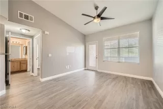 Photo #5: 2597351 Listing 