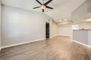 Photo #6: 2597351 Listing 