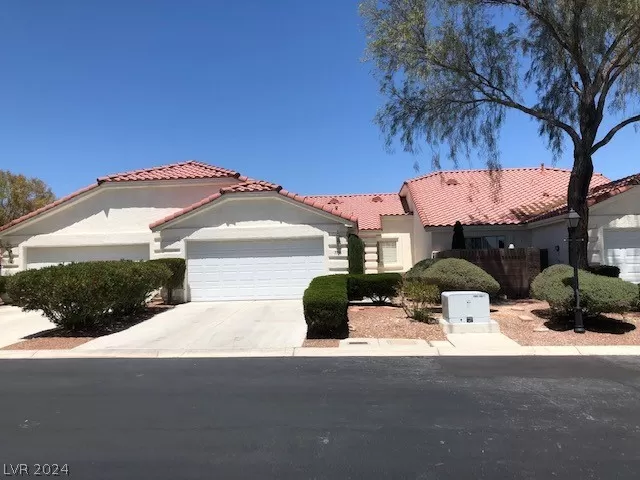 MLS: 2597359 Condo For Sale