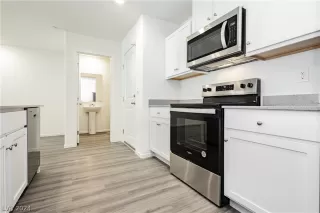 Photo #6: 2597382 Listing 