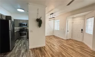 Photo #1: 2597393 Listing 