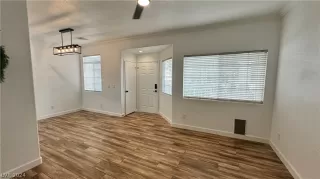 Photo #5: 2597393 Listing 