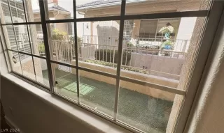 Photo #6: 2597393 Listing 