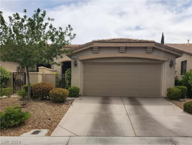 MLS: 2597401 Condo For Sale