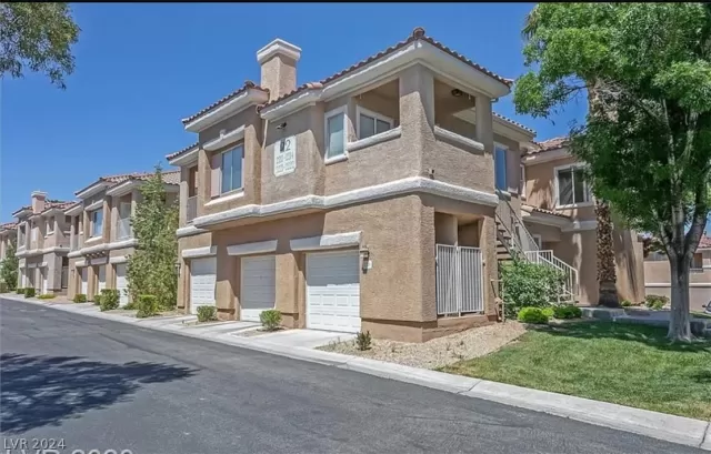 MLS: 2597402 Condo For Sale