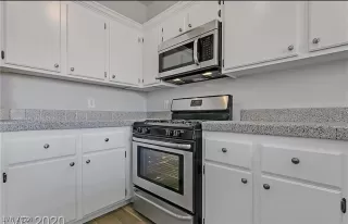 Photo #1: 2597402 Listing 