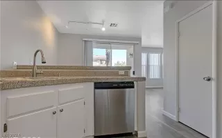 Photo #2: 2597402 Listing 