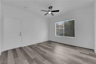 Photo #2: 2597403 Listing