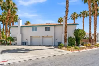 Photo #2: 2597415 Listing