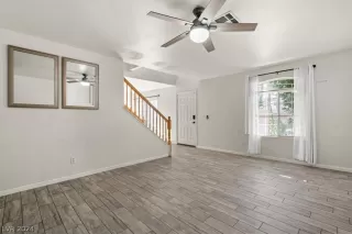 Photo #6: 2597415 Listing