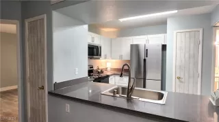 Photo #4: 2597430 Listing