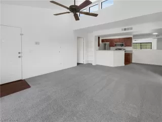 Photo #2: 2597505 Listing 