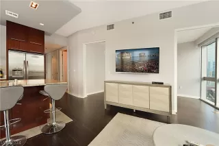 Photo #3: 2597518 Listing 